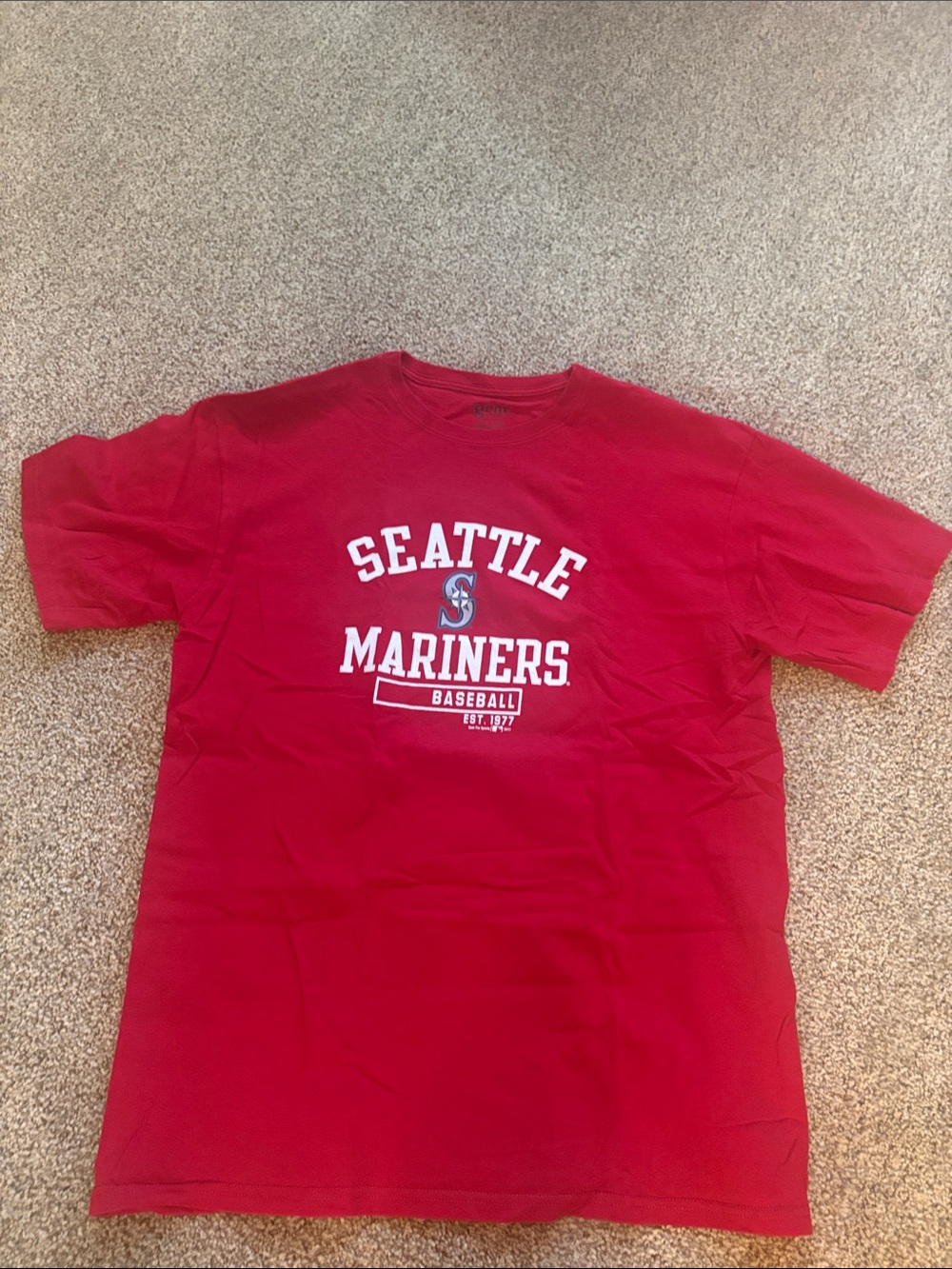 Seattle Mariners Women’s Red Graphic Tee